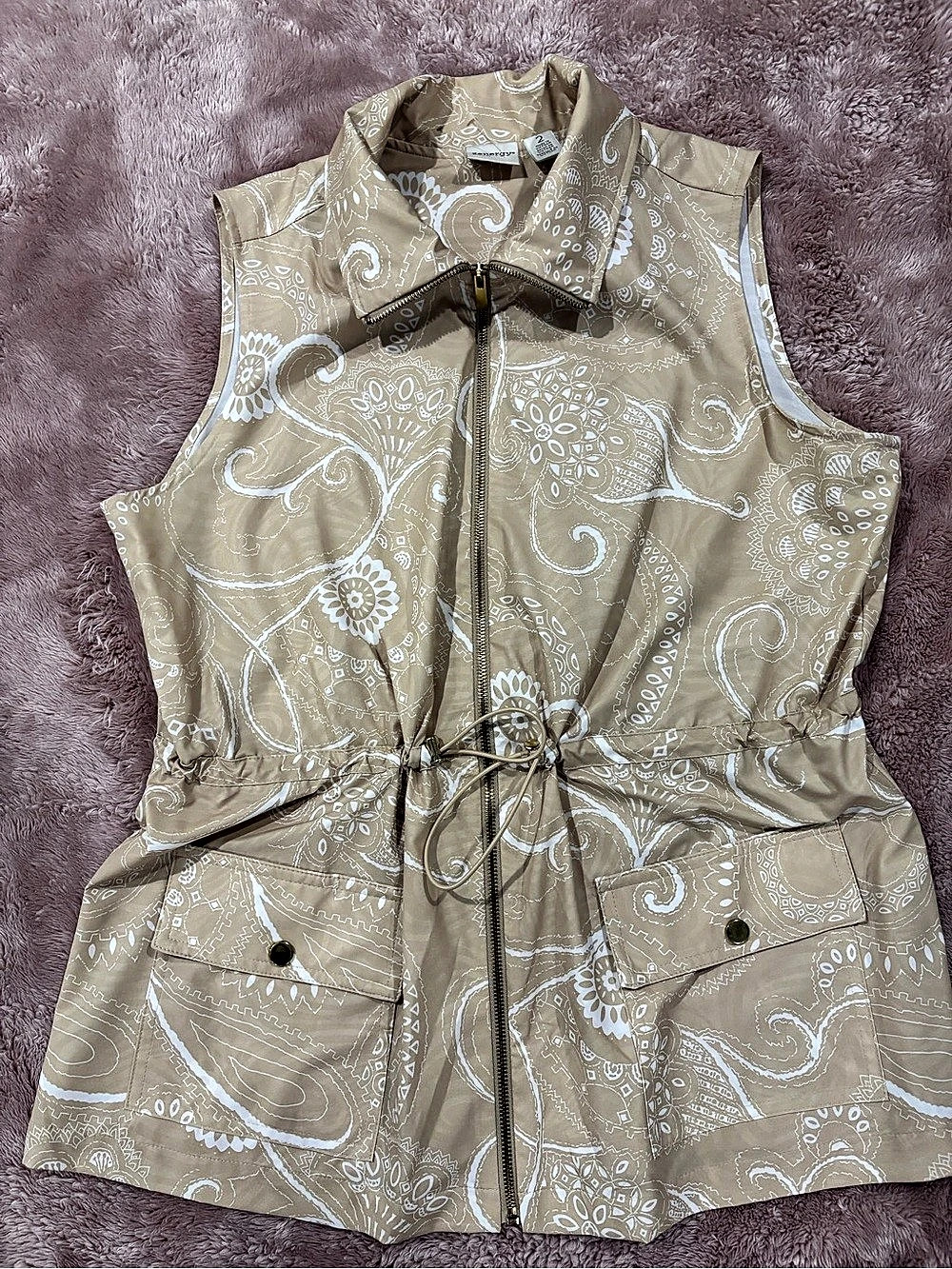 zenergy by chicos Paisley Utility Vest in Beige & White Size Medium Like New